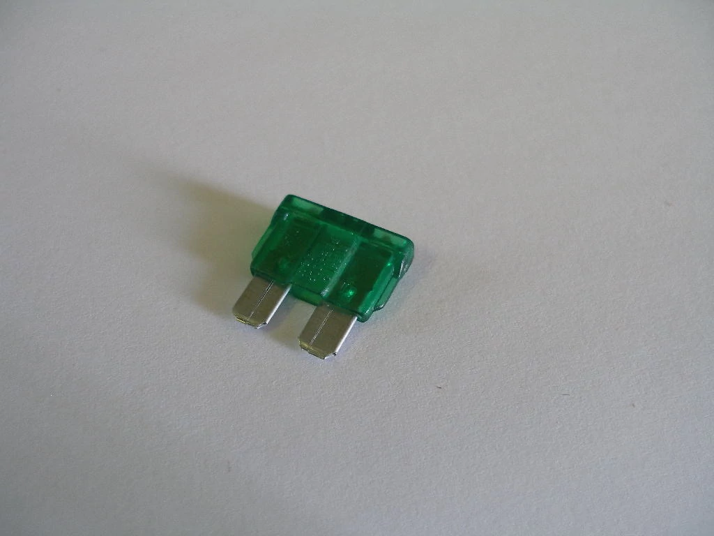 Velox alkatrész biztosíték 30A lapos zöld